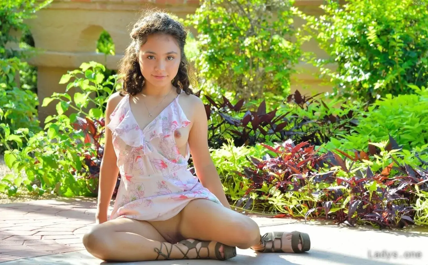 Bella Banks, new Nude photos and Porn videos