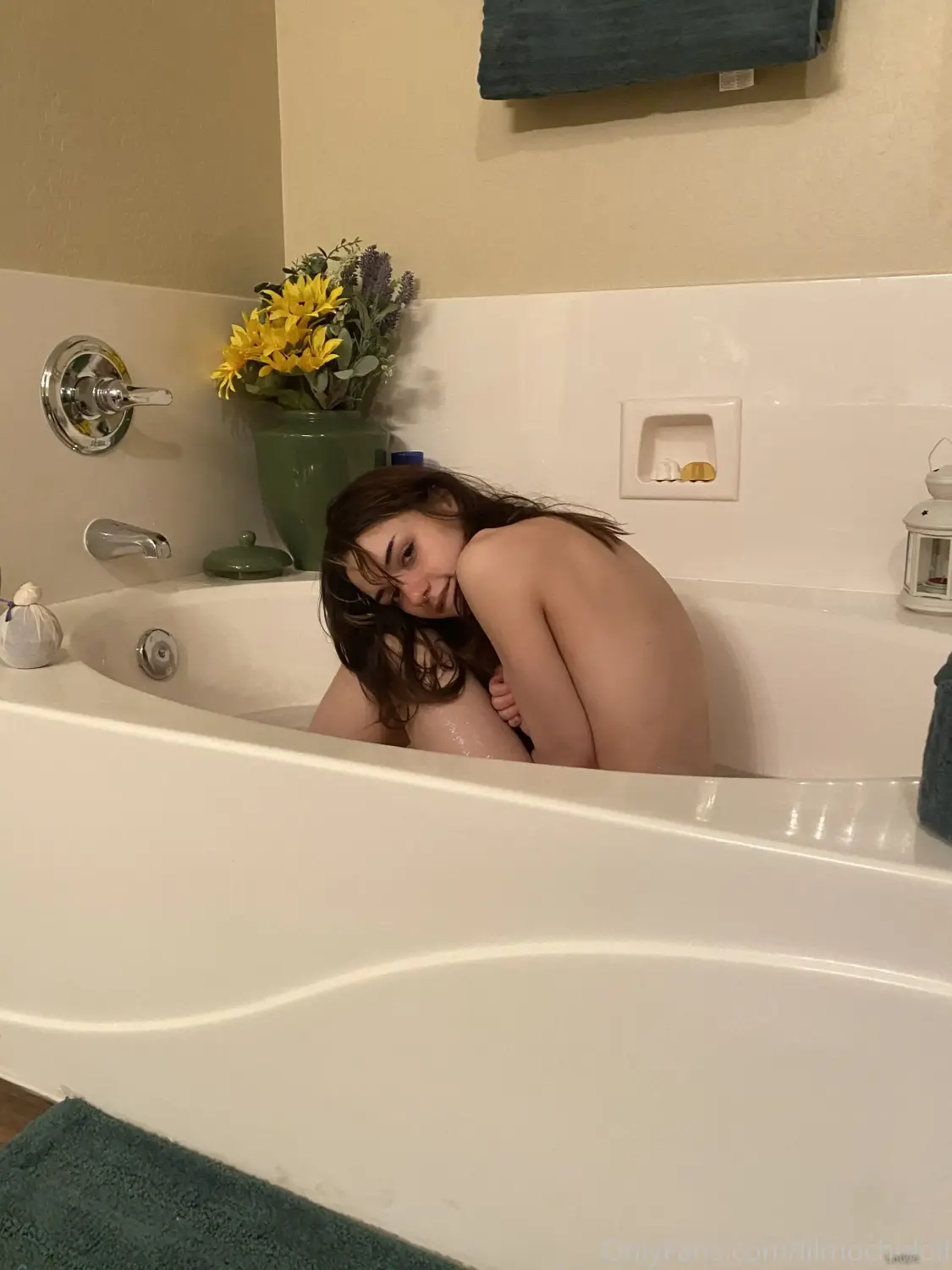 Beautiful nude girl lilmochidoll free porn free porn