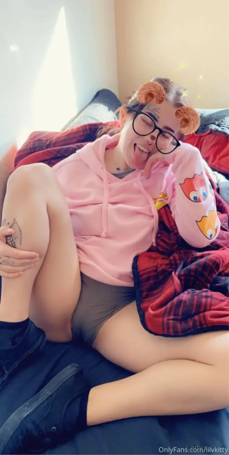 Beautiful nude girl lilvkitty erothots