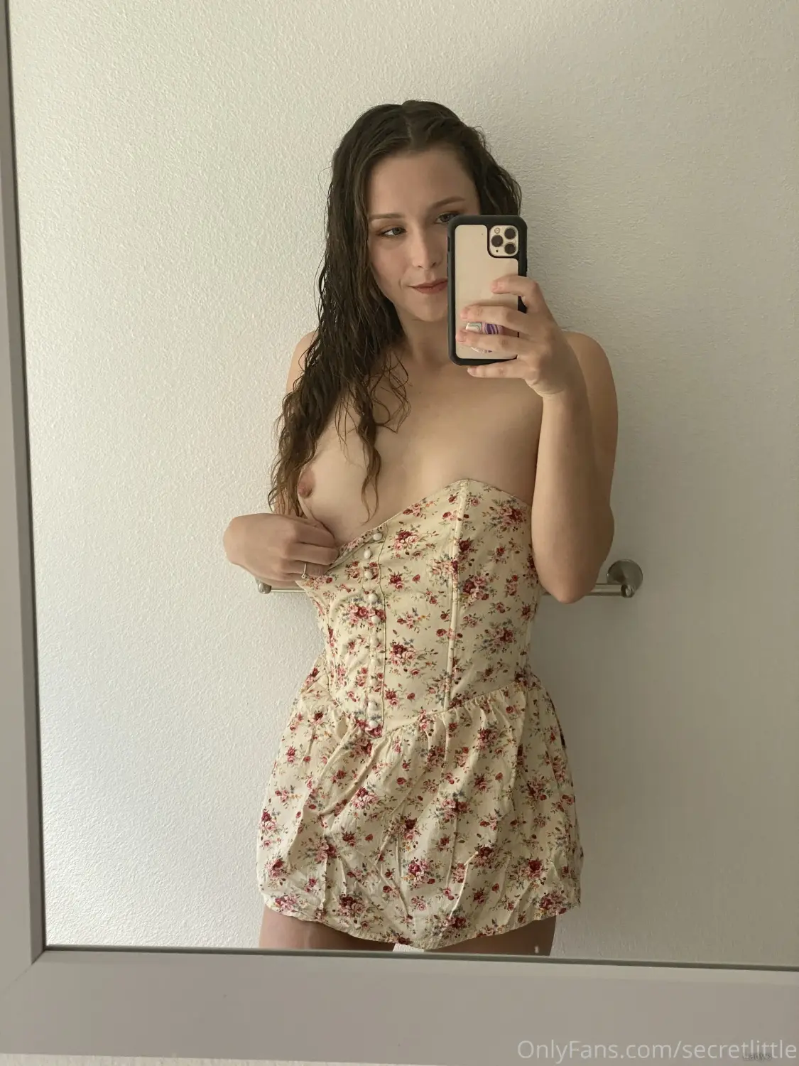 Beautiful nude girl secretlittle coomer.