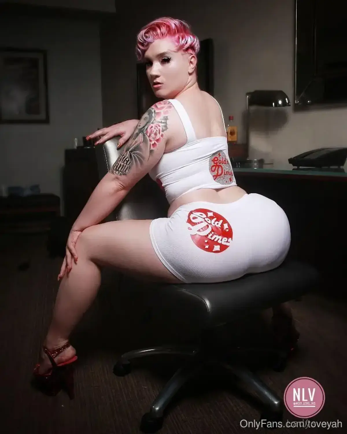 Beautiful nude girl toveyah only fans leak